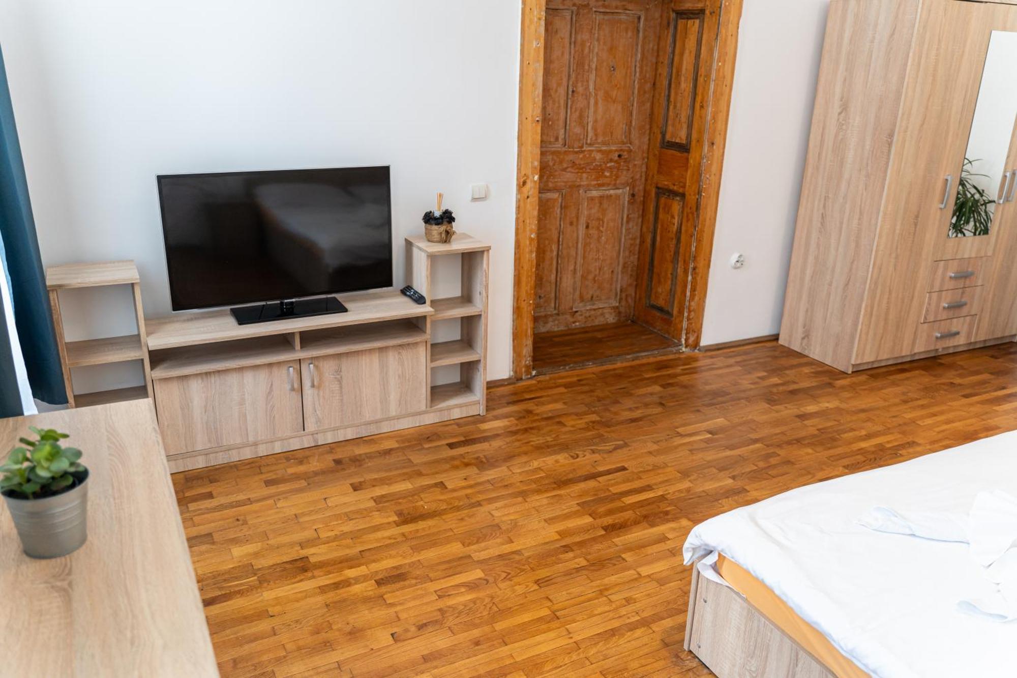 Fabini Apartments Mediaş エクステリア 写真
