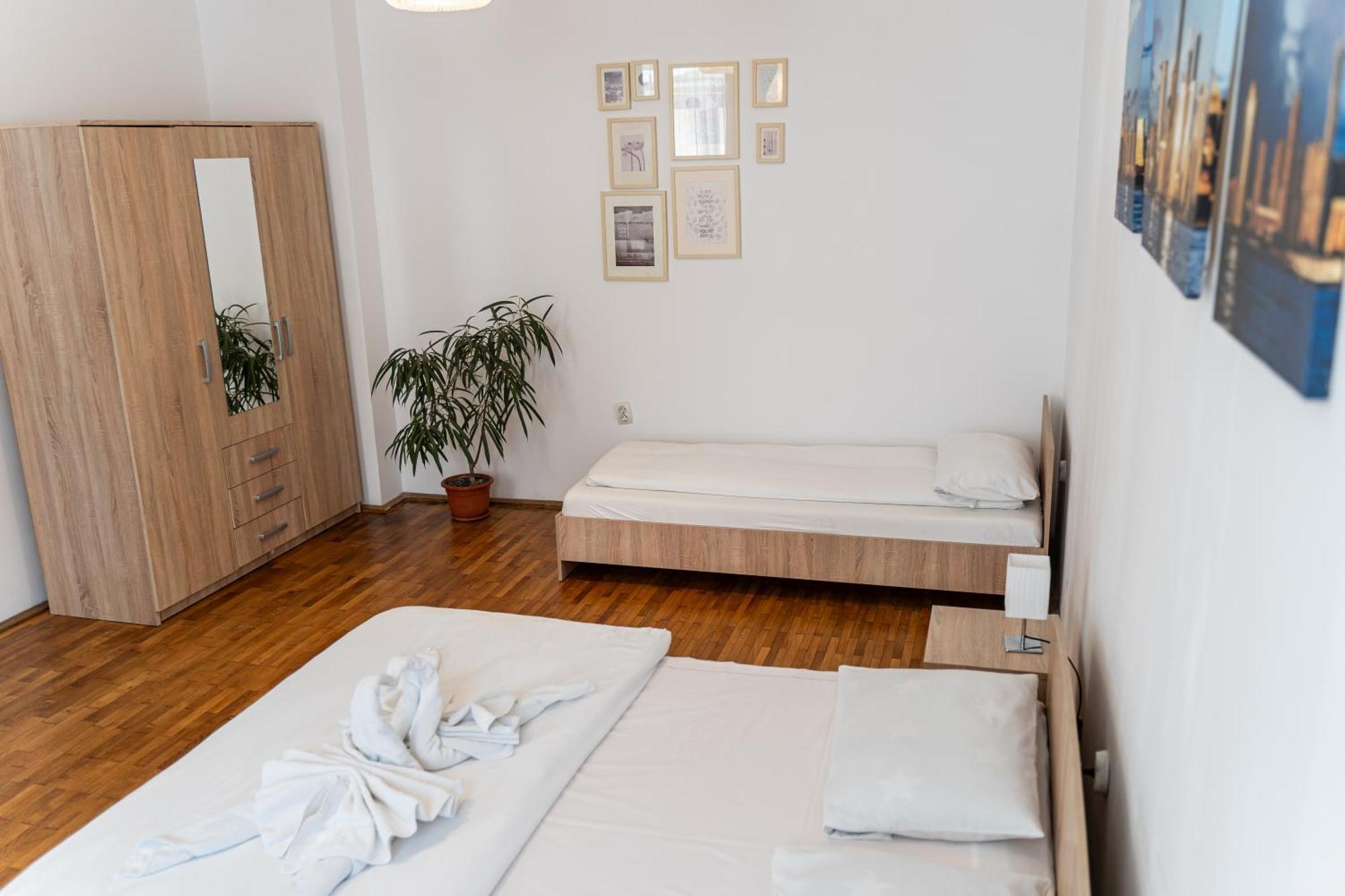 Fabini Apartments Mediaş エクステリア 写真