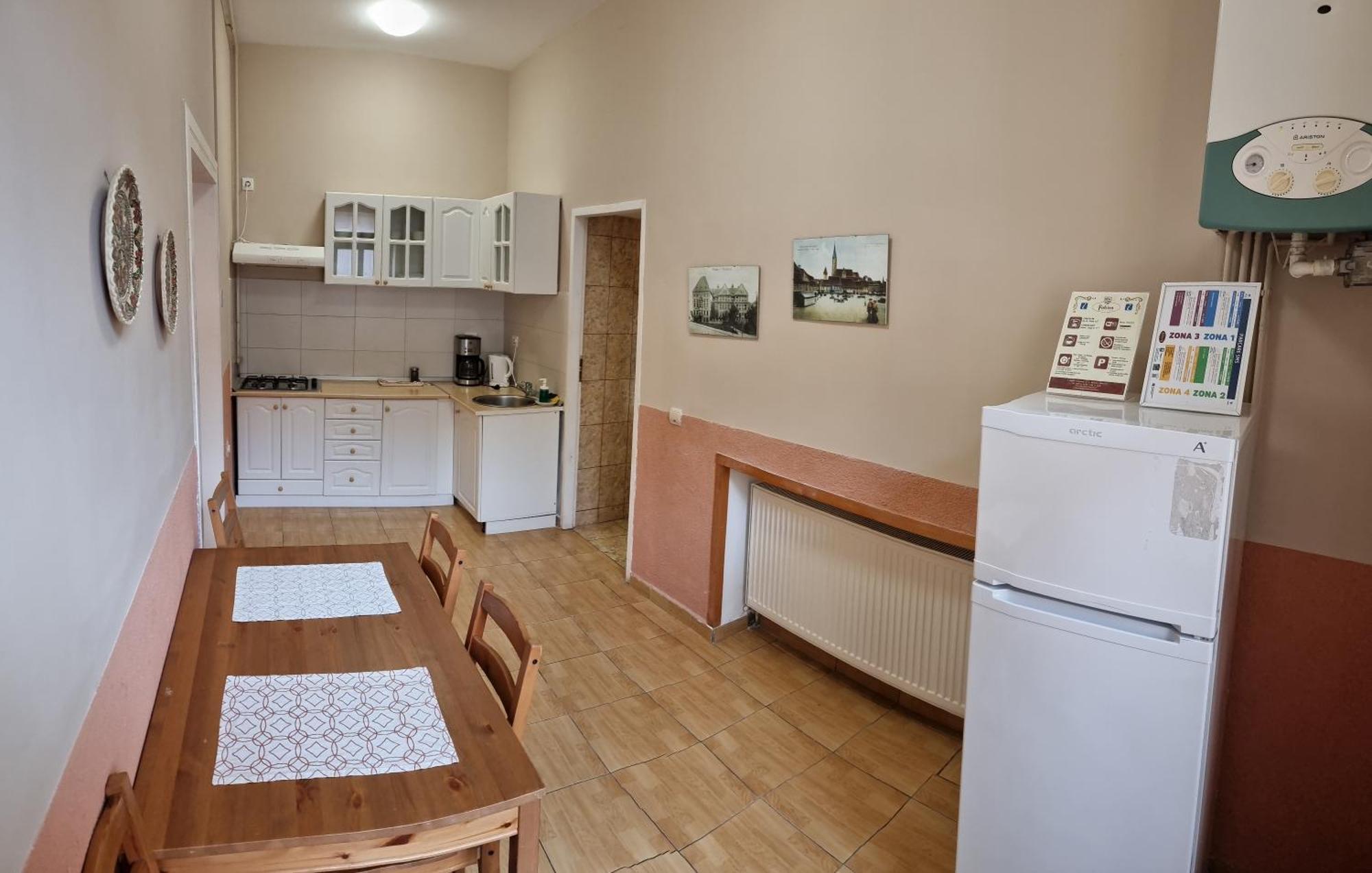 Fabini Apartments Mediaş エクステリア 写真