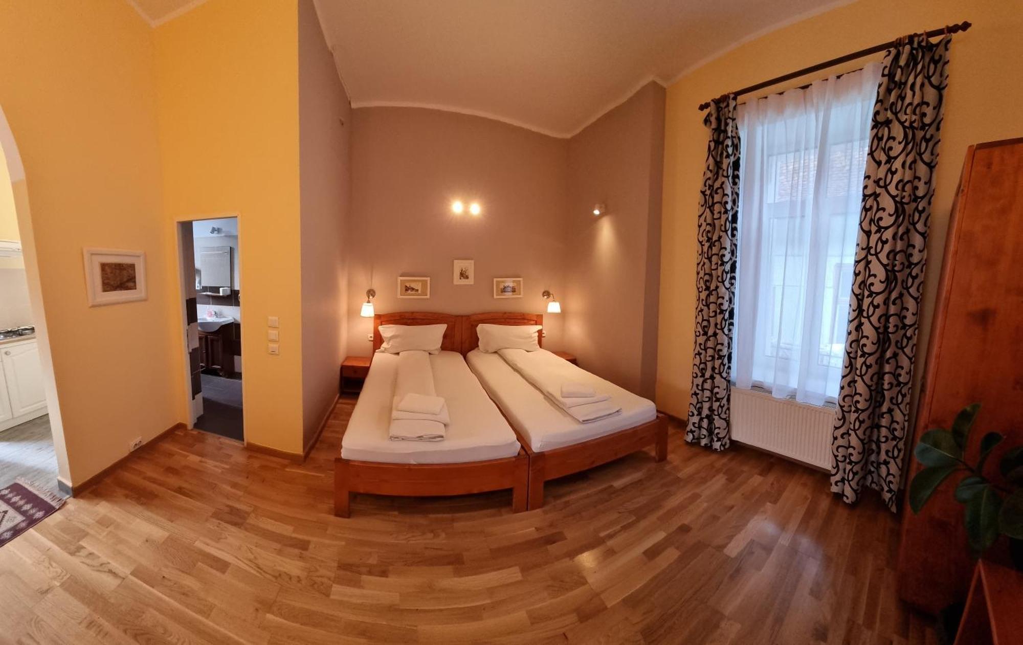 Fabini Apartments Mediaş エクステリア 写真