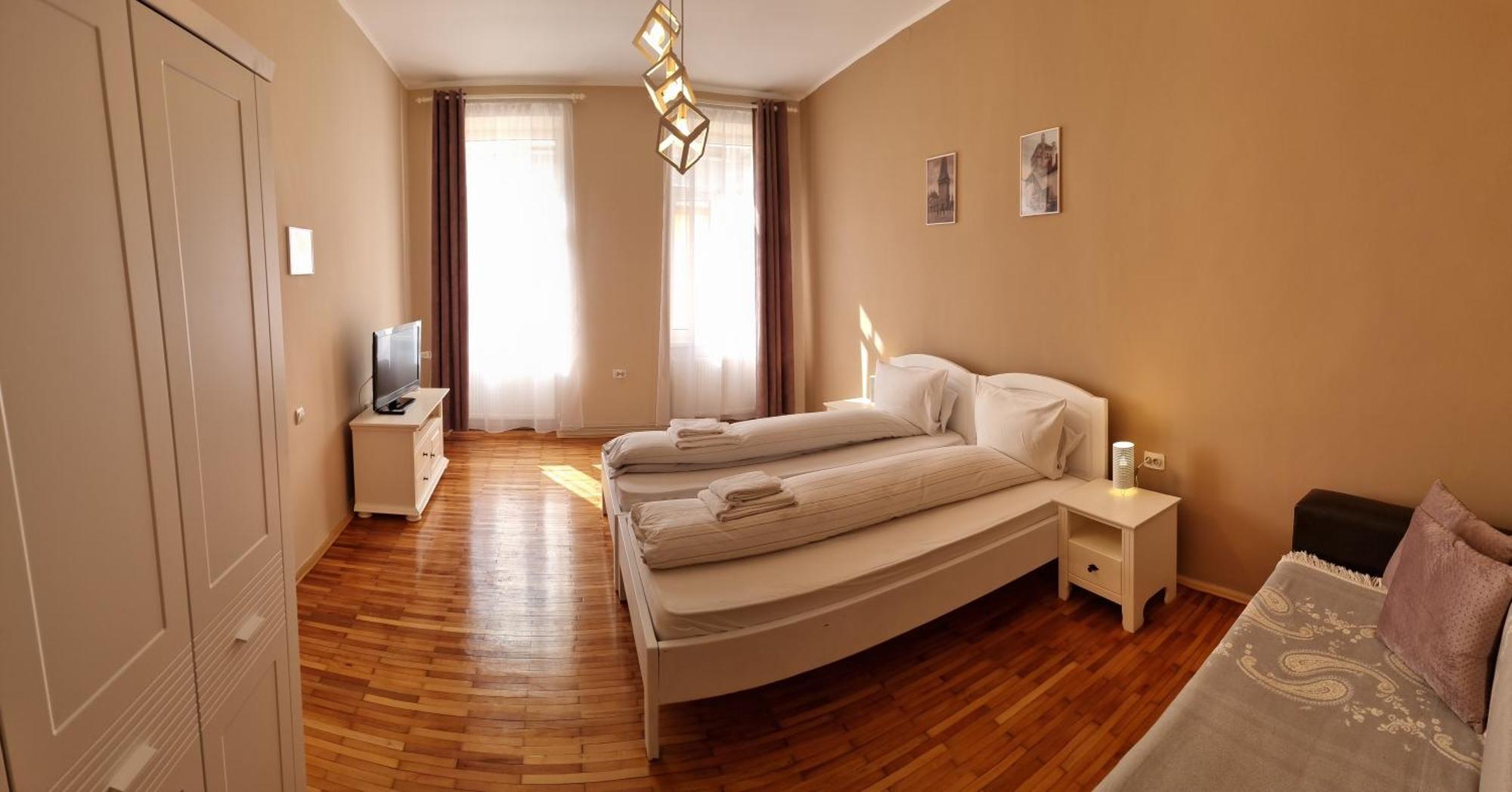 Fabini Apartments Mediaş エクステリア 写真